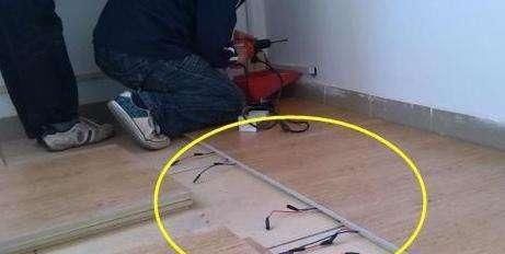 热胀冷缩|头一次见在旧瓷砖上铺木地板,真是太聪明了,后悔我家装太早了