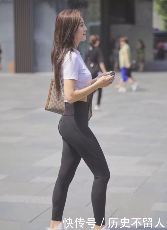 小姐姐|丰满的小姐姐,身穿紧身打底裤,展现的绰约多姿,妩媚性感