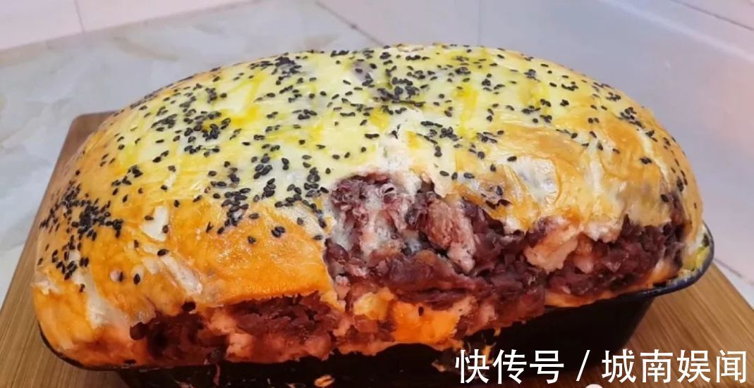 蒸馍|红豆又出新吃法,不烙饼不蒸馍,我家一周吃3次,比蛋糕好吃十倍