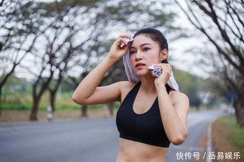 效率|4种“没卵用”的健身习惯，浪费时间，影响健身效率