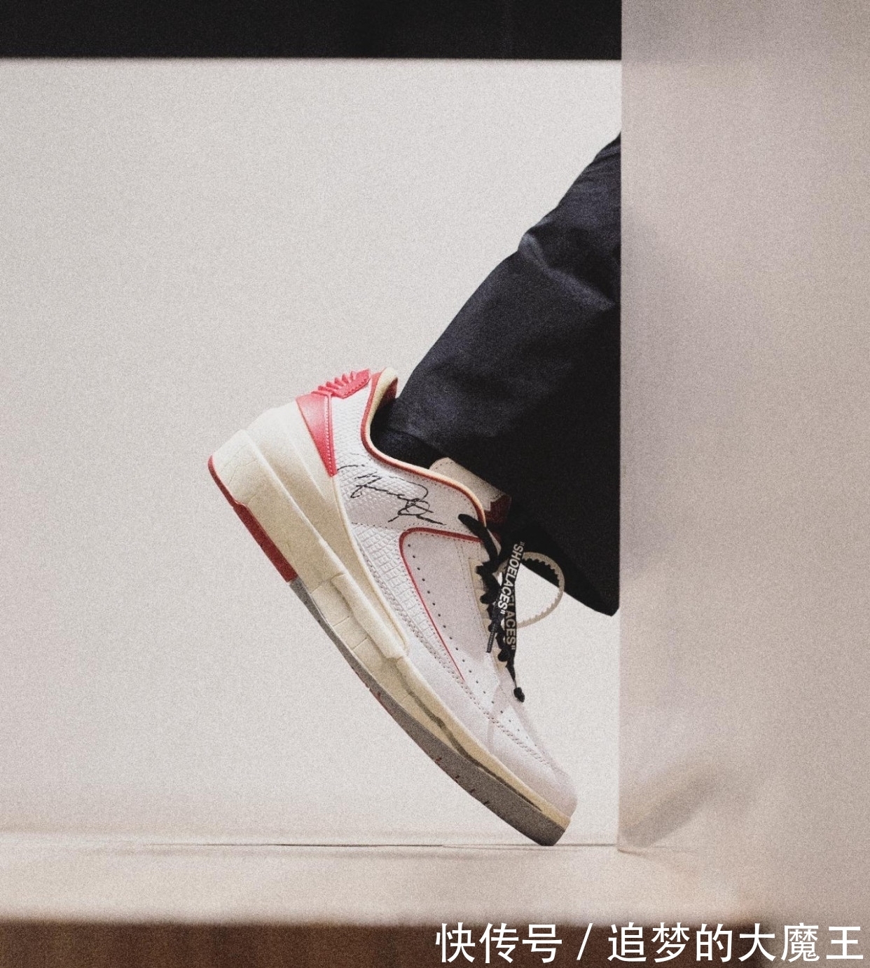 scott 今年十双最贵球鞋!除了闪电倒钩还有两双破万!没想到这双能上榜