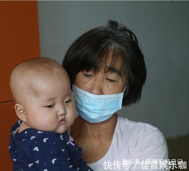 奶粉|8个月宝宝出现肠坏死,添加辅食不对,医生:不能吃3种食物