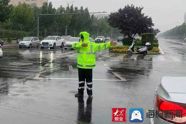 博兴交警大队|博城最美“雨警”