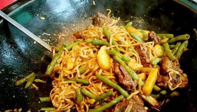 家常“零失败”蒸面条,新手也能轻松掌握,又香又嫩全家人抢着吃