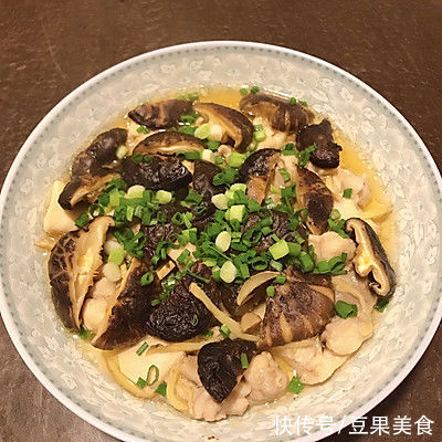 冬菇|冬菇蒸鸡腿肉这样吃，换个口味换种心情