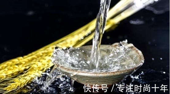 米酒!古人喝的酒到底多少度?为何古时喝好几坛都不醉的人层出不穷呢?