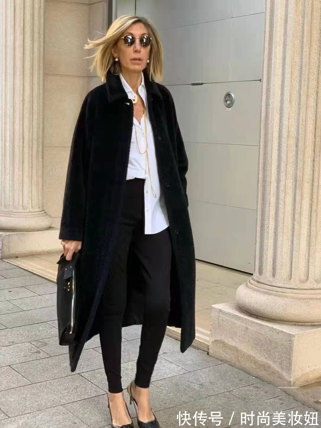 气质 这才是“教科书般”的气质穿搭,50岁也穿得高级体面,美翻了