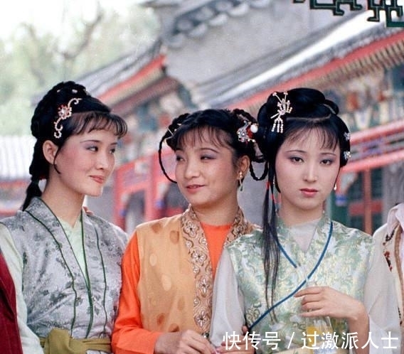 原籍#林黛玉死后,紫鹃做了一件不计后果之事,最终因祸得福嫁给了宝玉