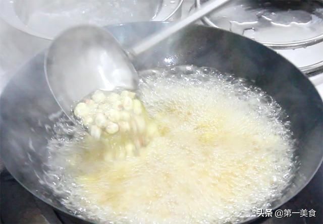 挂霜花生米|原来在家做挂霜花生米这么简单,零失败不返潮,香甜脆爽又好吃