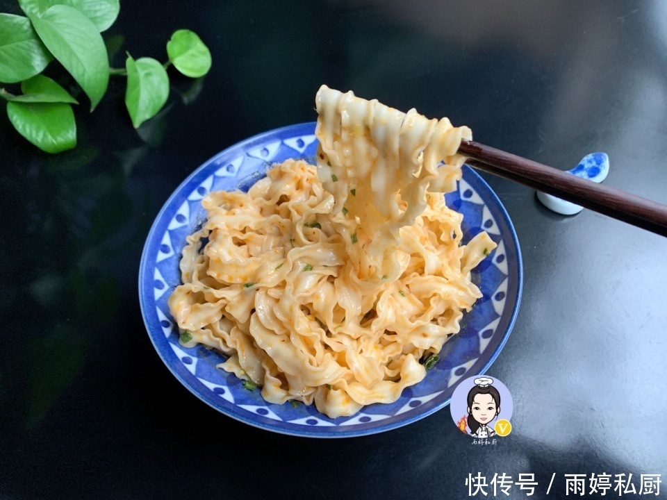 买方便面时，除了康师傅，遇见这4款方便面也尝一尝，错过可惜了
