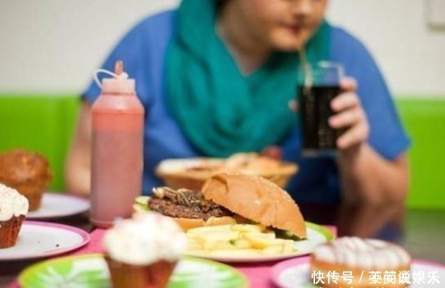 牙齿|家里这3样东西,比糖还容易让孩子长“黑牙”,家长别让孩子碰