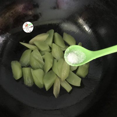 营养餐|#助力高考营养餐#番茄炒莴笋