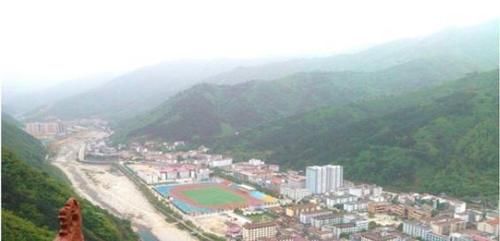 老年|陕西人口“最少”的县城,连红绿灯都没有,宛如世外桃源一般