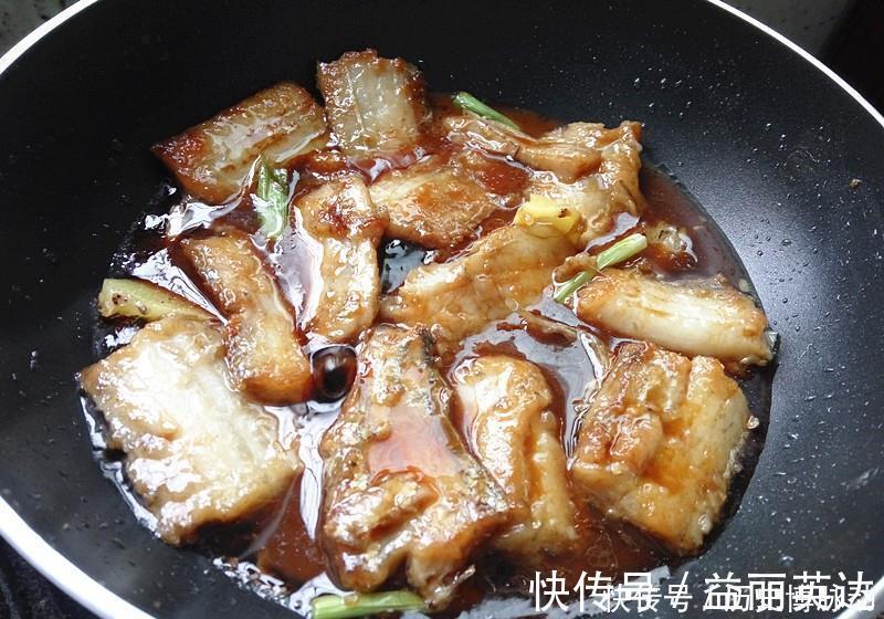 葱白|好吃的红烧带鱼，鲜香又下饭，是小时候的味道