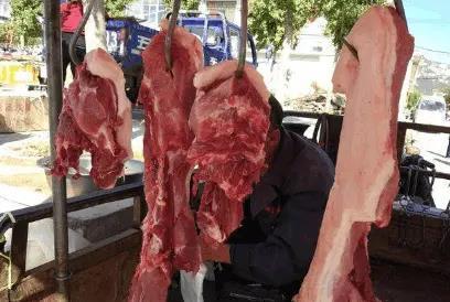 七八十年代的肉特别香,但现在吃不出肉的香?听听卖肉农民怎么说