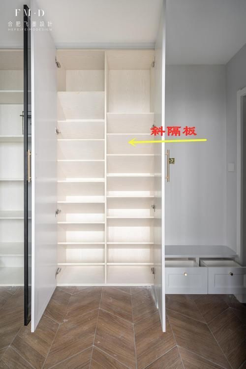 鞋柜|进门距离太窄，师傅打了25公分深翻斗鞋柜，邻居：回家我就照学