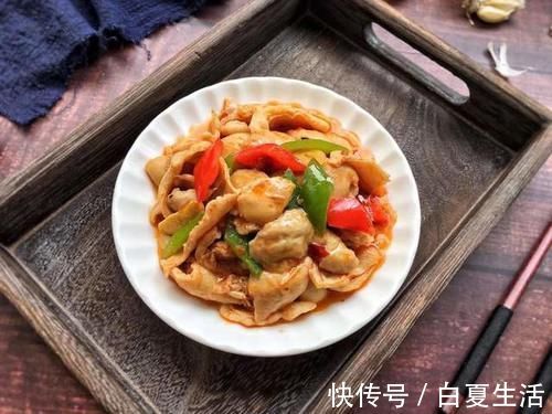甘香|火爆猪大肠，甘香四溢，上桌就被抢光，是一道开胃下饭的美食