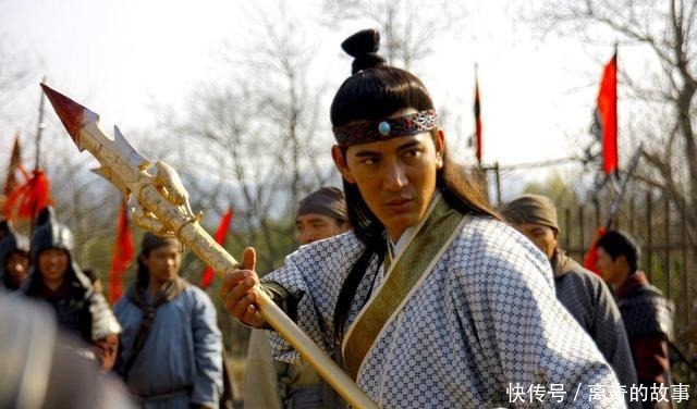 罗艺|罗松一枪挑开了李元霸和罗士信,他有机会杀死李元霸,为何他没