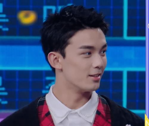 《快乐大本营》最新预告，顶流女艺人难得来袭，还有众多综艺咖！