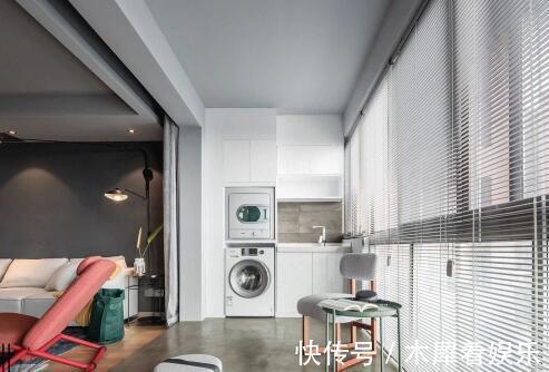 装修|新房阳台别再装修推拉门了,年轻人更喜欢这样设计,美观又实用