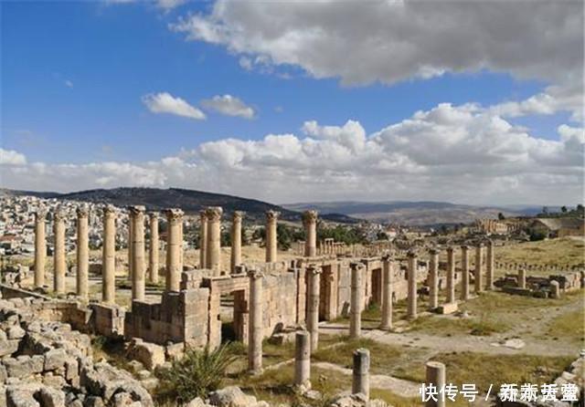 创造VS模仿亚里士多德拜师柏拉图,为何却在艺术上怼老师