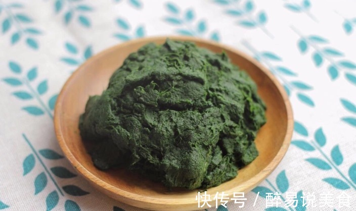 松花|女人到了中年,这菜建议多吃,蒸一蒸清香解馋,助眠安神,气色好