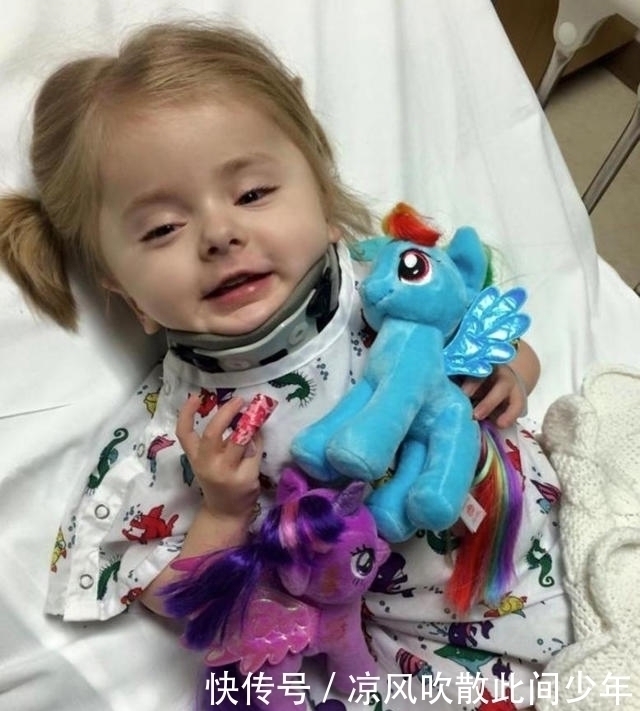 父母|七岁小女孩刚出生多灾多难,母亲坚持生下她,每天忍受骨折之痛