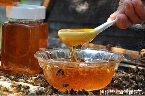 1根筷子就能辨别真假蜂蜜！赶紧来学学吧，参假蜂蜜一试就现原形