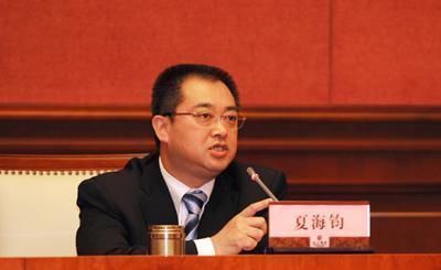 房地产|李嘉诚再次归来,王健林定下千亿目标,这个行业又成“香饽饽”