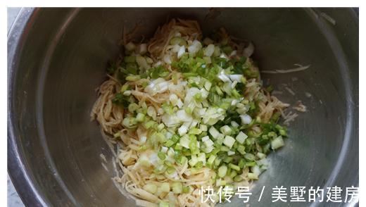 土豆早上不炒不煮，焦香酥脆，做早餐宵夜都合适，零厨艺都能做