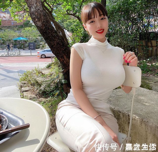 135斤的超重美女，大长腿配蜜桃臀！堪称韩国版卡戴珊，微胖很美