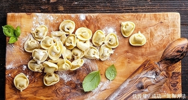 闲情偶寄|女孩名字大全：《论语》才貌双全的女宝宝名，真的是好听又别致