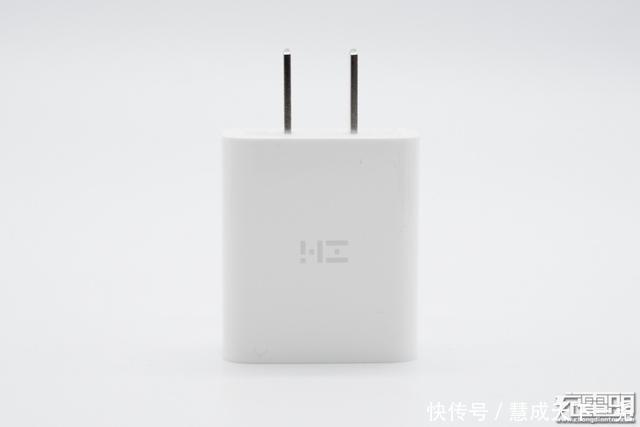 推动|天猫单品月销10万台iPhone 12推动20W快充销量暴涨