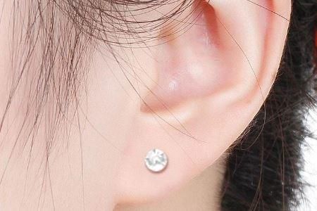 女人打耳洞后避免感染的两大方法