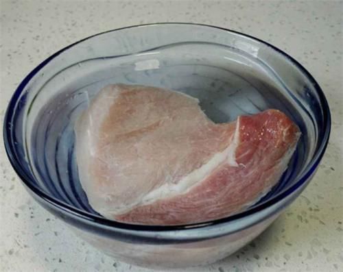 大厨|大厨说漏嘴：无论炒什么肉，加勺“它”肉更鲜，滑嫩爽口还不粘锅