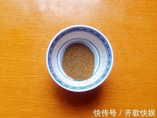 奶奶做的酱香饼，好吃有诀窍，掌握好4点，酥软多层，凉了也好吃