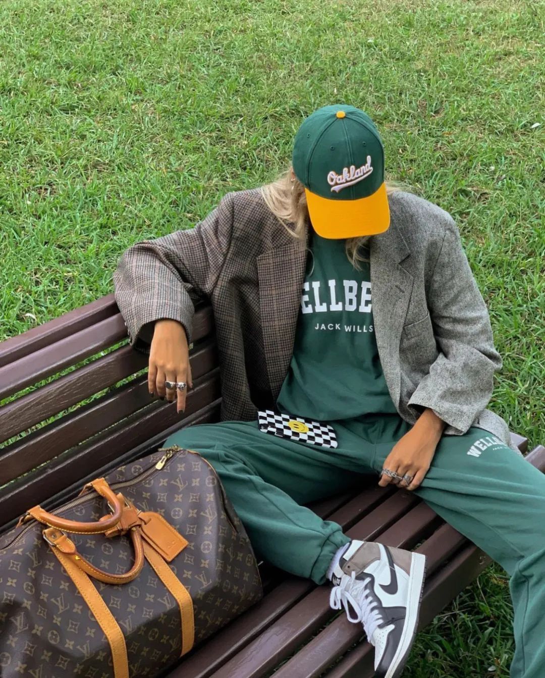 包臀裙|你可以永远相信卫衣，甜酷复古，秋冬必备