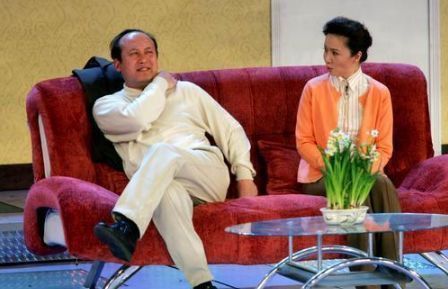 話劇團|郭達翻盤史：從養豬工人到春晚釘子戶，20年不下臺的背后誰在支撐