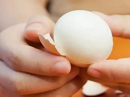 餐具|一岁以内的宝宝，不能做这10件事，家长必须懂