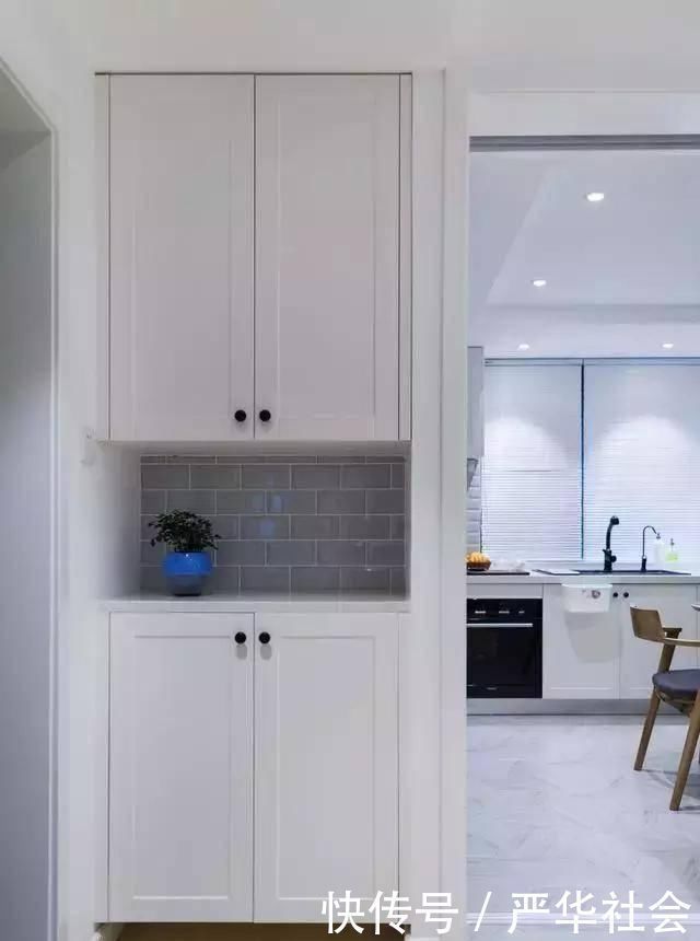 小户型|去邻居们家串门，一进门就被入户鞋柜惊艳到了，款款漂亮又实用