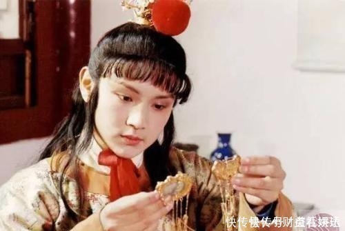 黛玉|贾宝玉出家为僧,曹公在书中早有暗示,二处暗笔说明一切