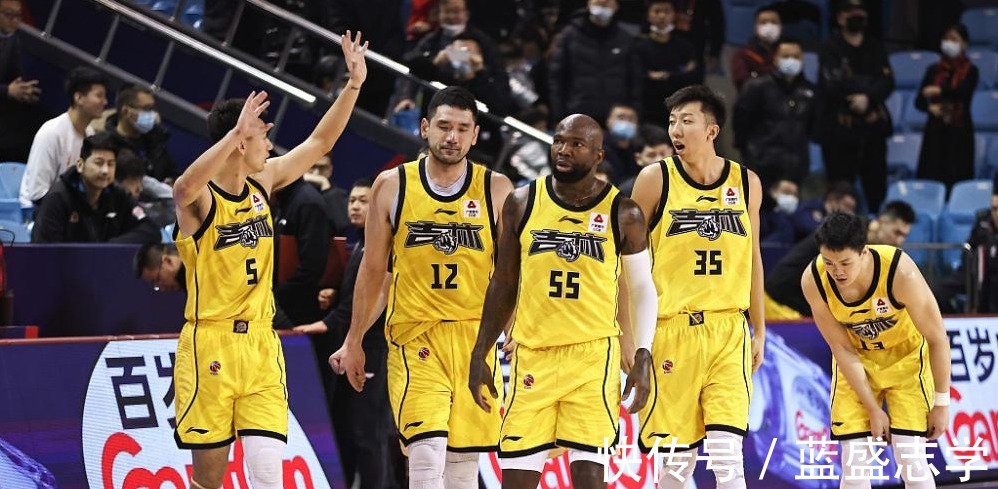球队|4场100分,篮板数据超姚明,CBA外援太强势引起球迷热议!
