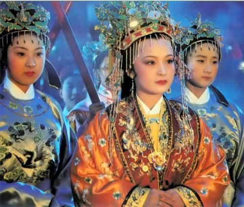 太虚幻境@盘点《红楼梦》里的十二钗:原来,不止是十二个人