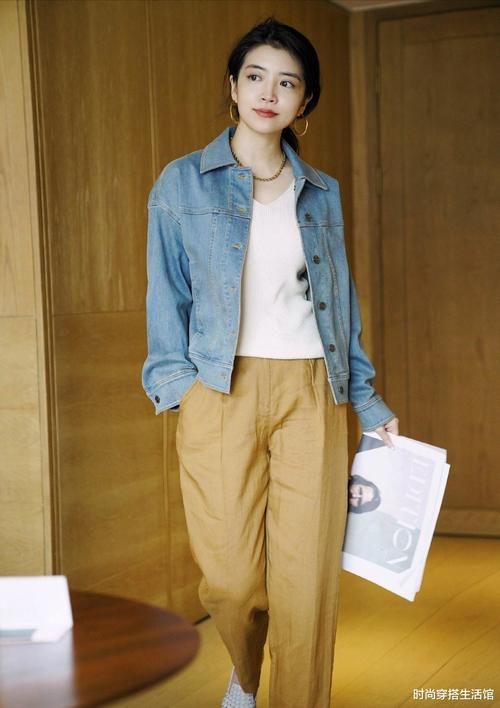 被三木的春季穿搭圈粉了，30岁女人这样穿，优雅洋气更减龄