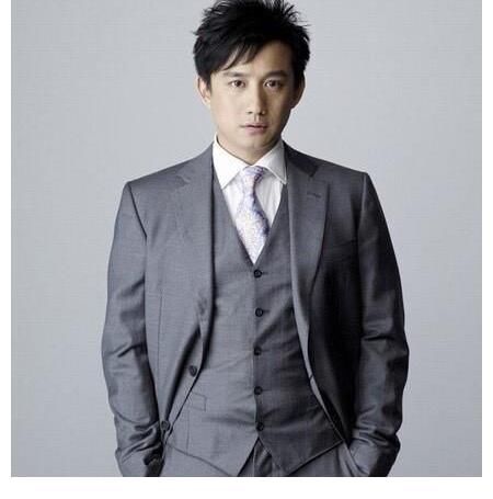 如果說小廚神是他的標(biāo)榜，那么《深夜食堂》就是擴(kuò)展影響力的開端