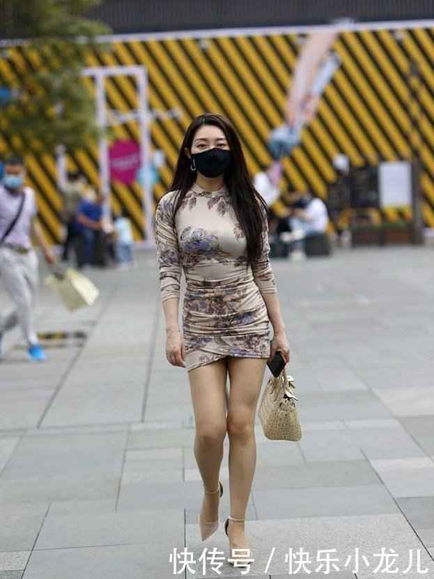 紧身|OL小姐姐紧身包臀连衣裙,走在街头里,就是一道美丽的风景!