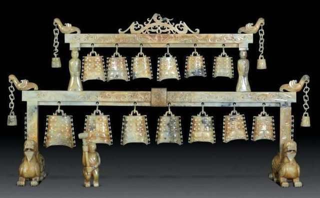 通过聆听各地音乐，考察政务民风，是古代君王治国理政的重要手段