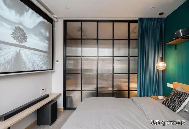 玄关|40㎡你觉得小她却改成2室1厅外加1个衣帽间，全屋复古高级晒晒