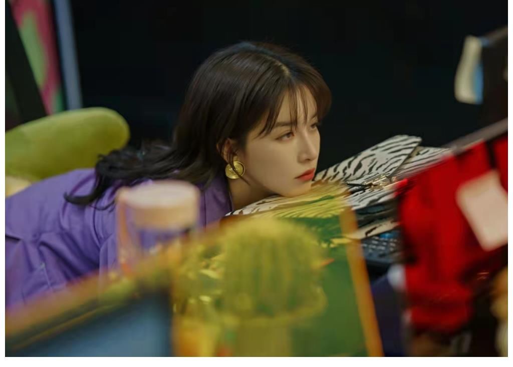 出道12年，闞清子把“榴蓮”送給自己，“躺平”理論走進(jìn)現(xiàn)實(shí)