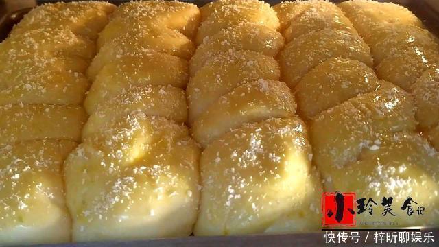 面粉别烙饼了,筷子搅一搅,暄软拉丝,出锅比肉香,简单易学